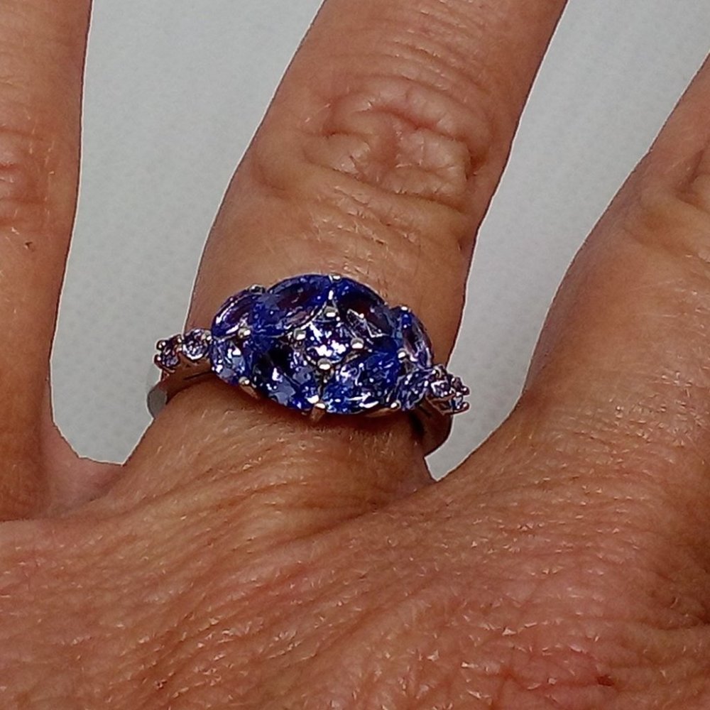 beautiful tanzanite ring! size 6 - Picture 3 of 7